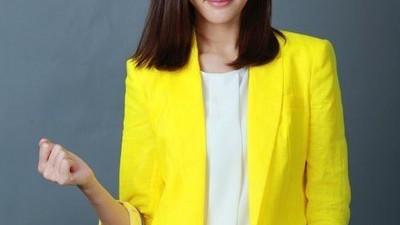 花旦唐嫣私房写真流露自然甜韵