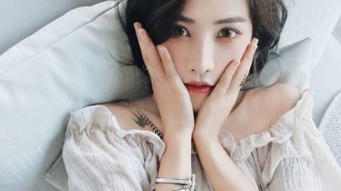 王柳雯：从校园女神、林更新前女友到吸毒被抓，她的陨落轨迹给所有网红敲响警钟