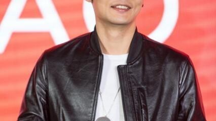 李荣浩《黑马》封神：全能才子的狠劲与另类婚姻