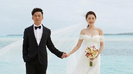 王宝强马蓉离婚十年：一个登顶200亿，一个澳洲打零工