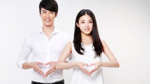 北大博士梅桢人设翻车后，起诉学生又带货，网红学霸路在何方