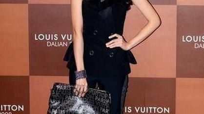 章子怡身高164cm竟掺水4cm？国际章用气场征服全球