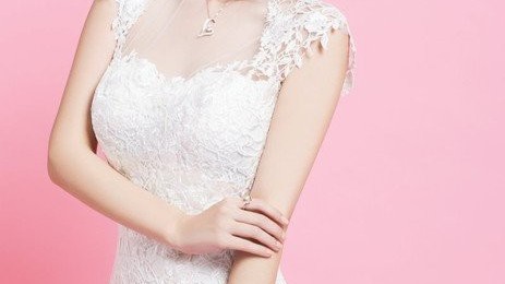 纯白梦境中的新娘光影