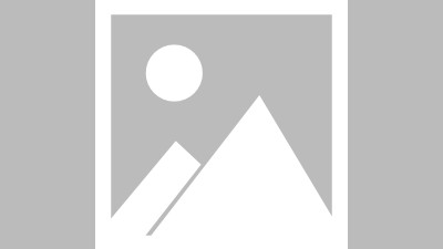 标题：陈坤儿子生母风波后，何琳近况曝光（29字）