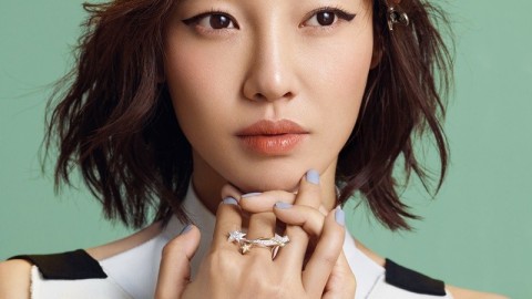 白百何光影蜕变：从灵动小妞到飒爽本我的风格旅程