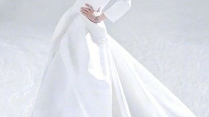 舒淇演绎航海诗篇黑白光影间翩跹的优雅水手