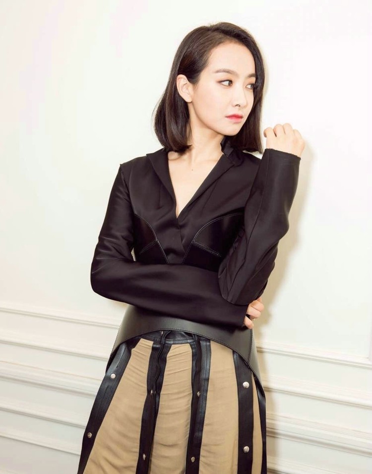 宋茜与LOEWE创意总监共叙时尚见解