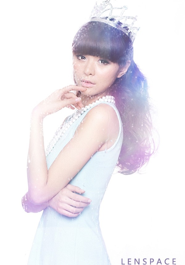 沈梦辰休闲装扮活力四射