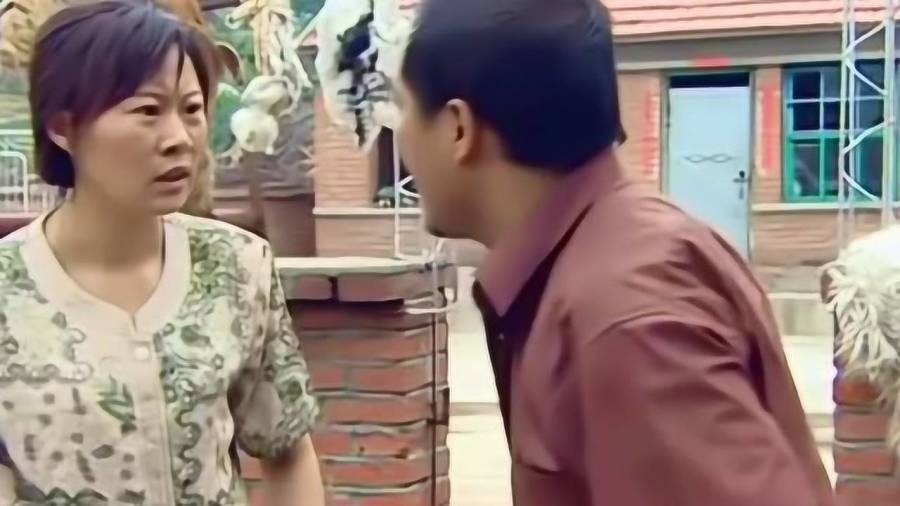 谢广坤长女轻生亡，荧幕作妖父戏外真悲情