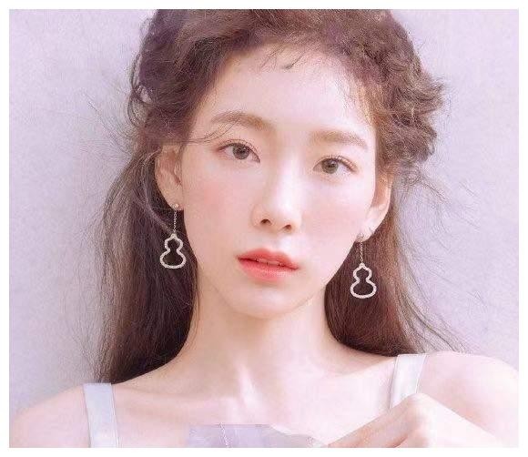 边伯贤金泰妍：那段被全网围剿的恋爱，至今无人走出